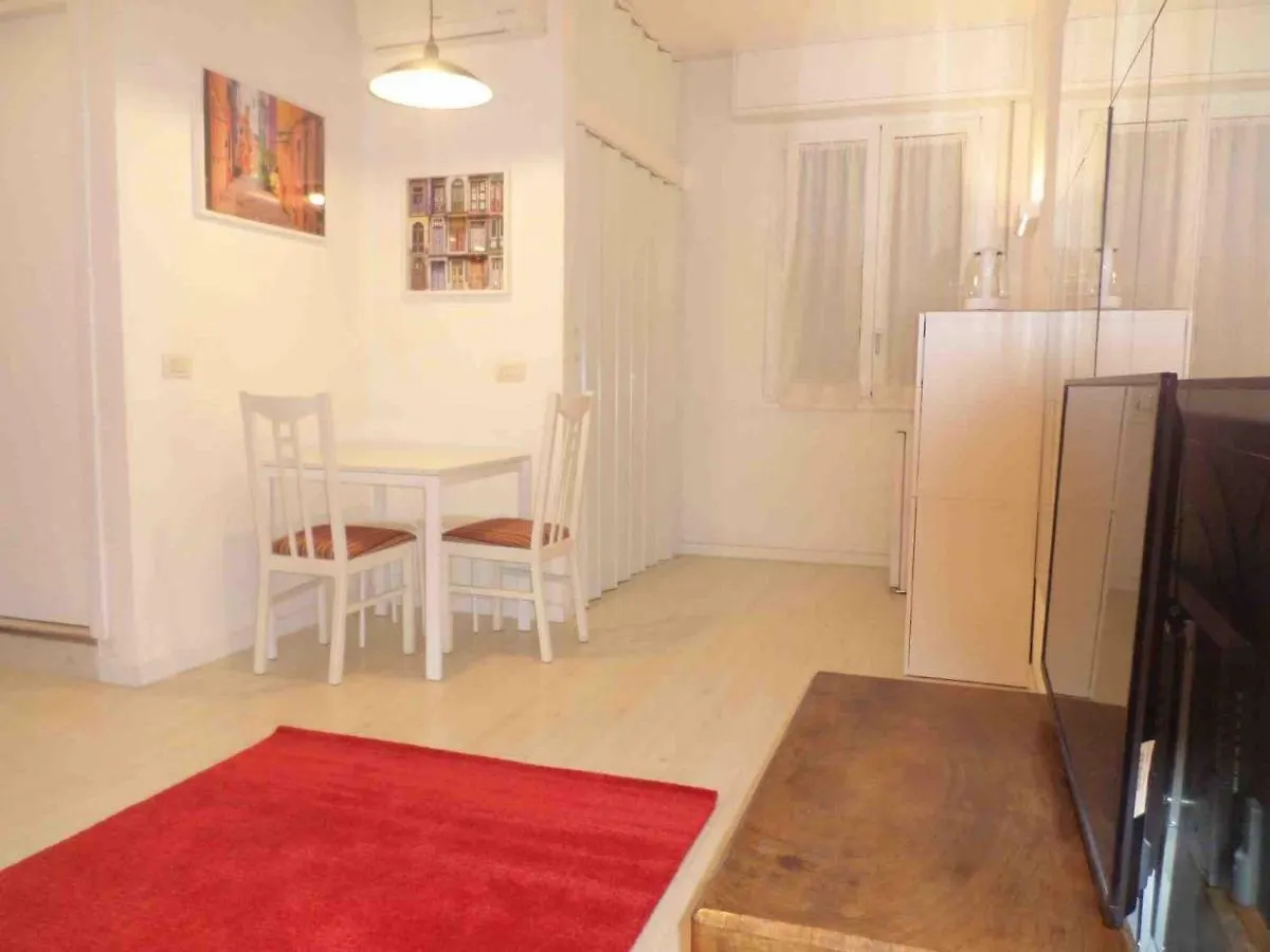 Lunigiana 15 Milano Apartment Italy